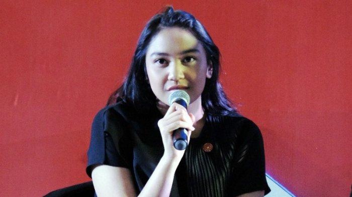 Putri Tanjung